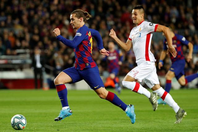 土媒：穆帅致电C罗，询问他是否有意来费内巴切